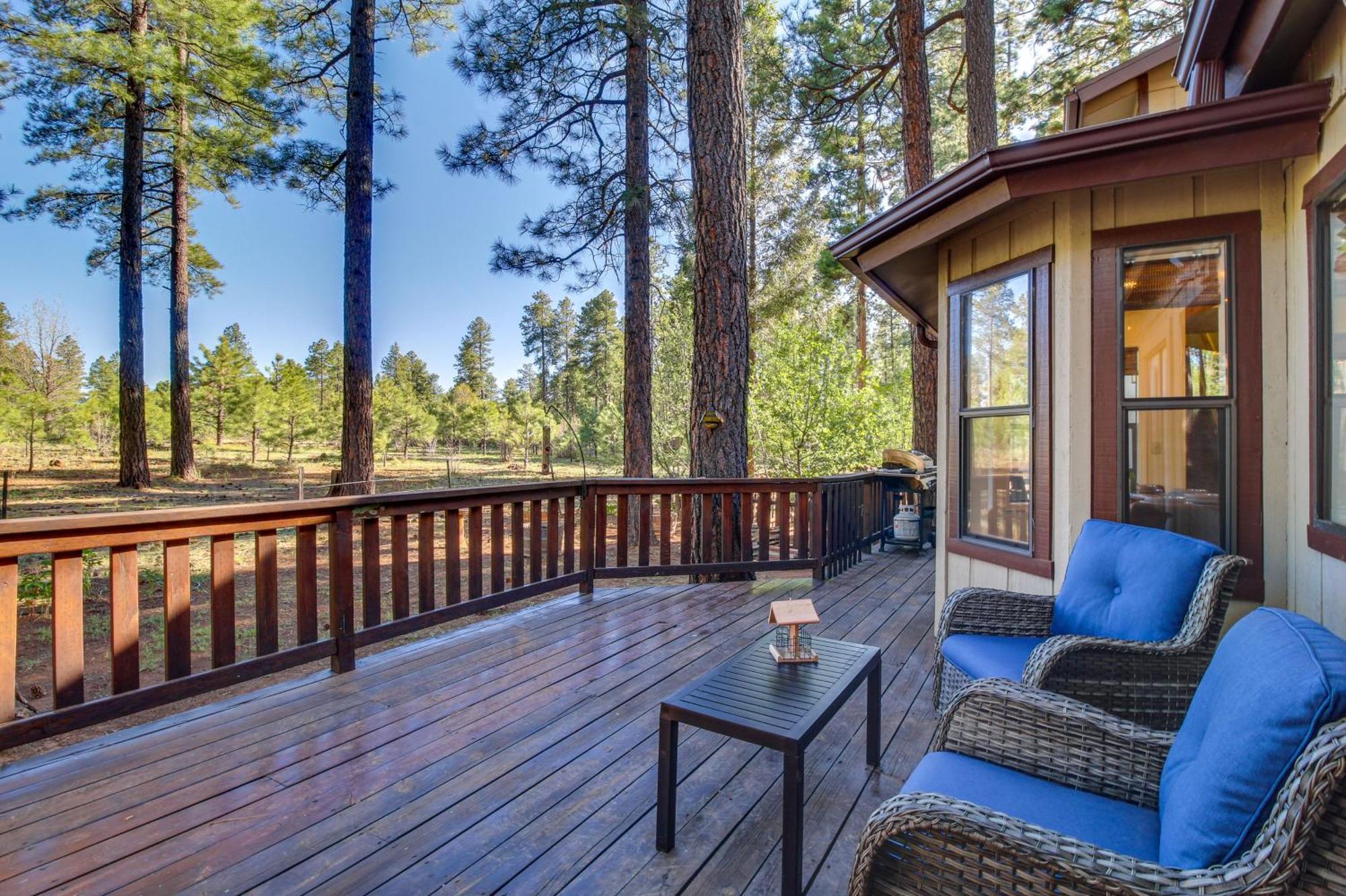 Peaceful Pinetop Cabin With Deck And Fire Pit! Villa Indian Pine Kültér fotó