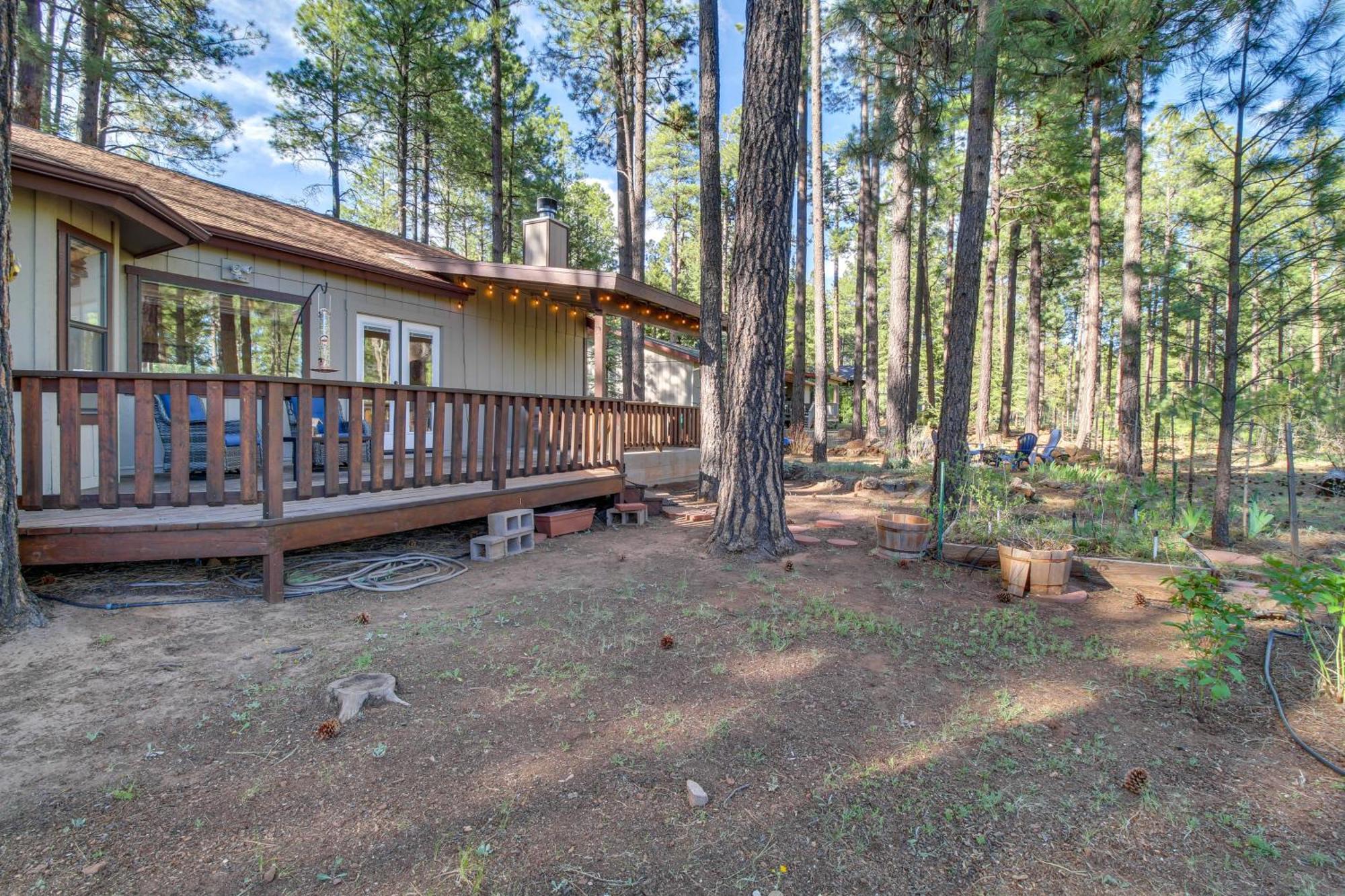 Peaceful Pinetop Cabin With Deck And Fire Pit! Villa Indian Pine Kültér fotó